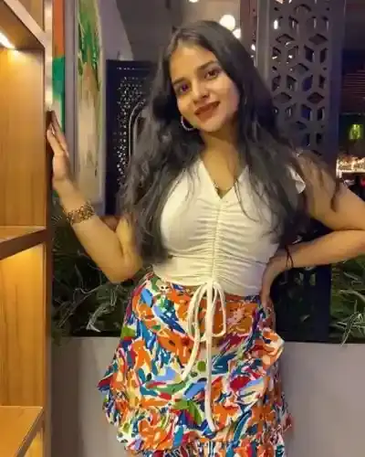 Escorts Service Hazratganj